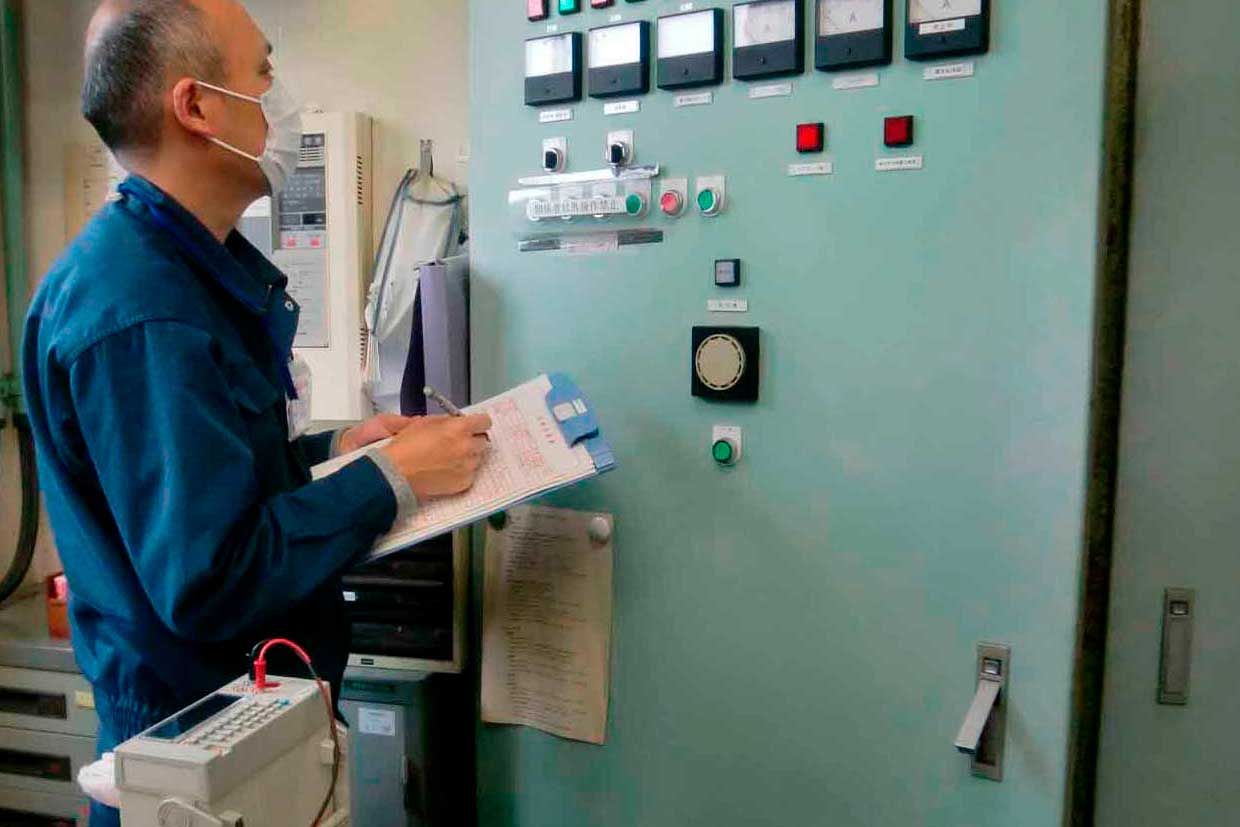 電流電圧計の点検